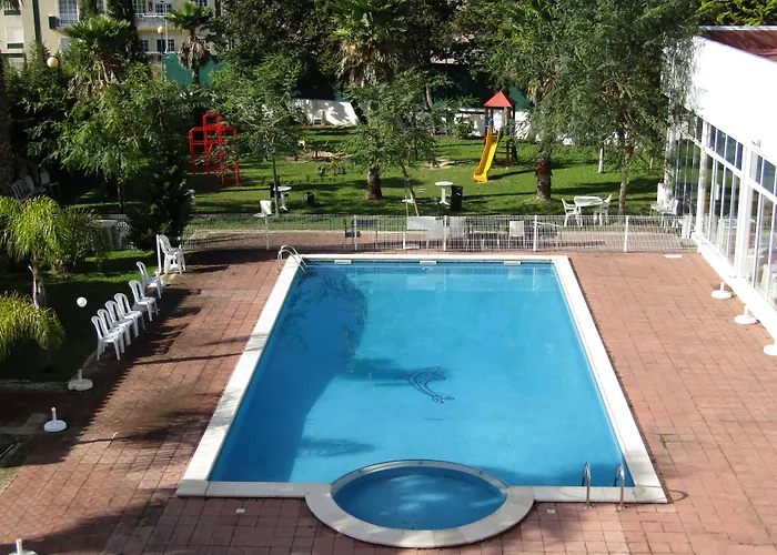 卡尔达斯酒店 3* 卡尔达斯达·赖尼亚