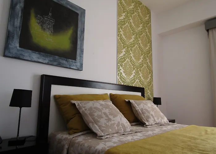 卡尔达斯酒店 3* 卡尔达斯达·赖尼亚